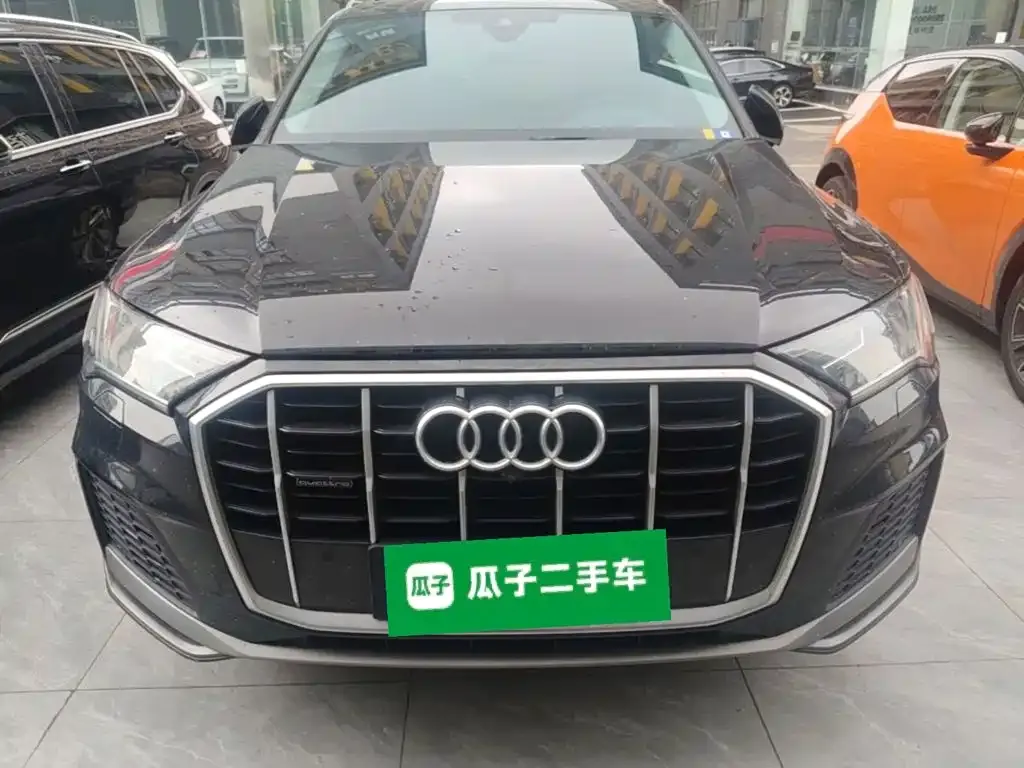 Audi Q7 2024 из CN, фото 10
