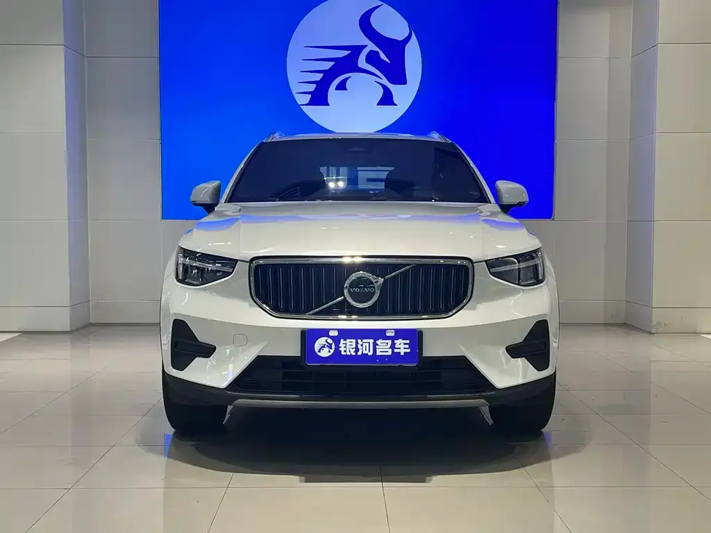 Volvo XC40 2023 из CN, фото 2