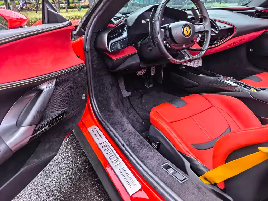 Ferrari SF90 — фото 5
