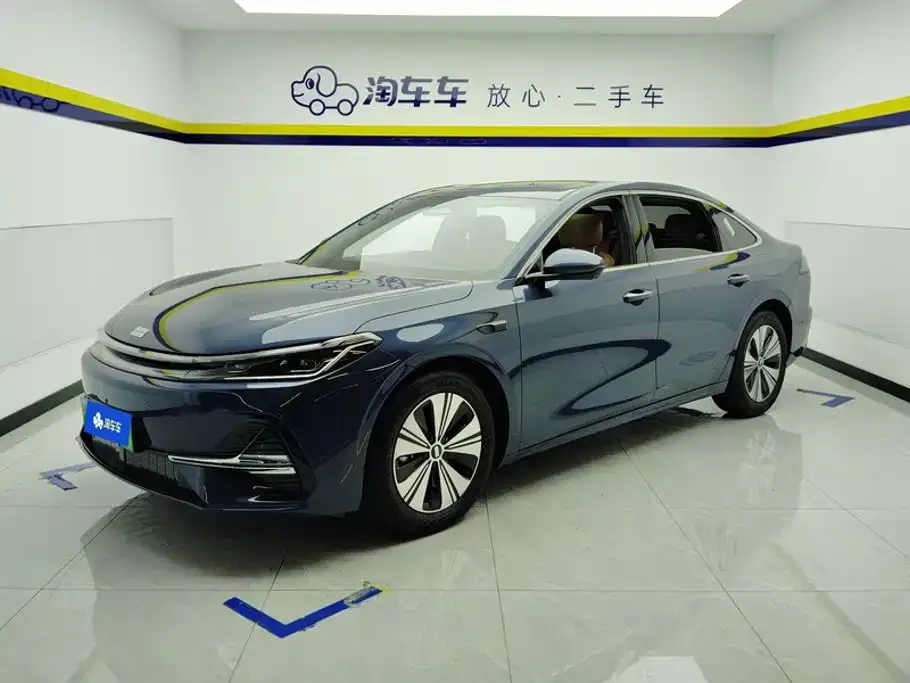 Geely 银河A7 EM — фото 1