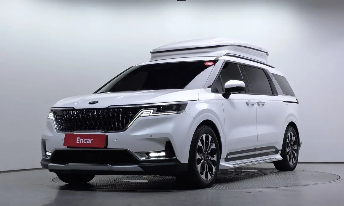 Kia Carnival — фото 1