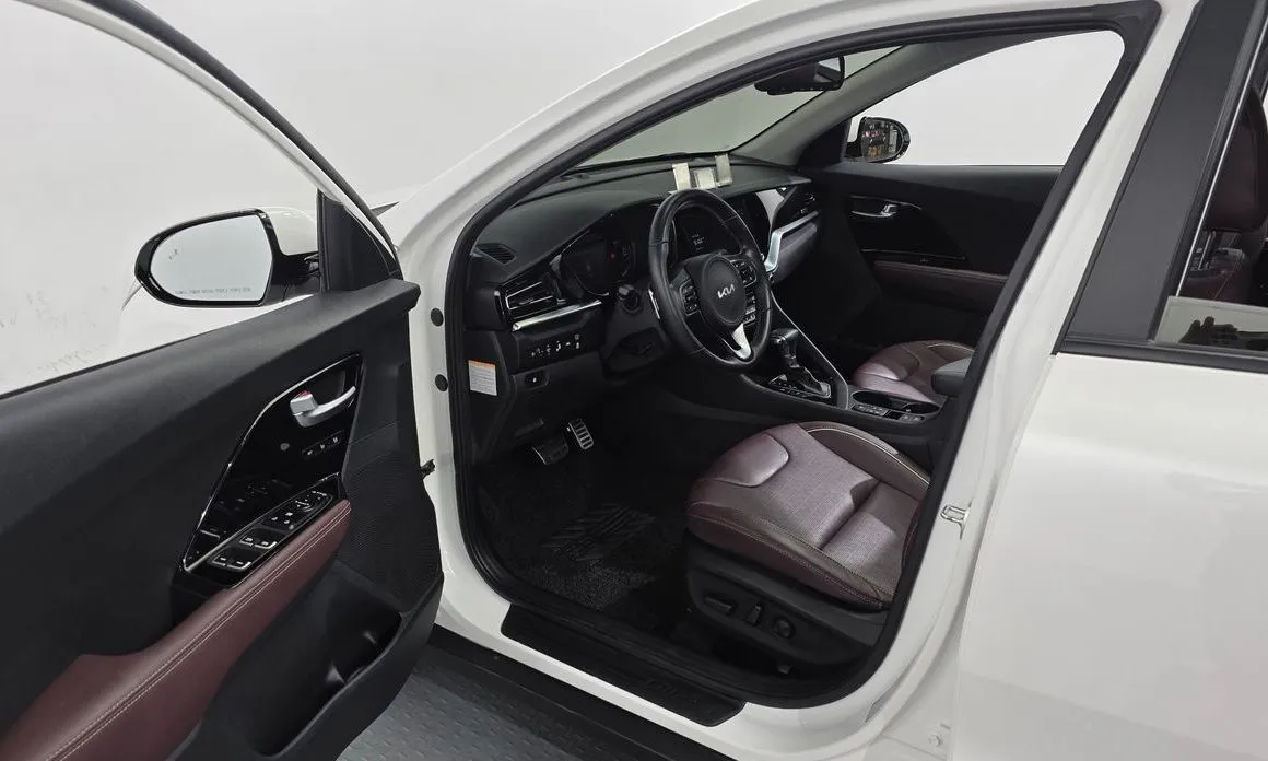 Kia Niro — фото 10