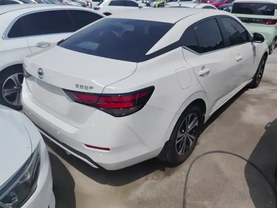 Nissan Sylphy 2022 из CN, фото 2
