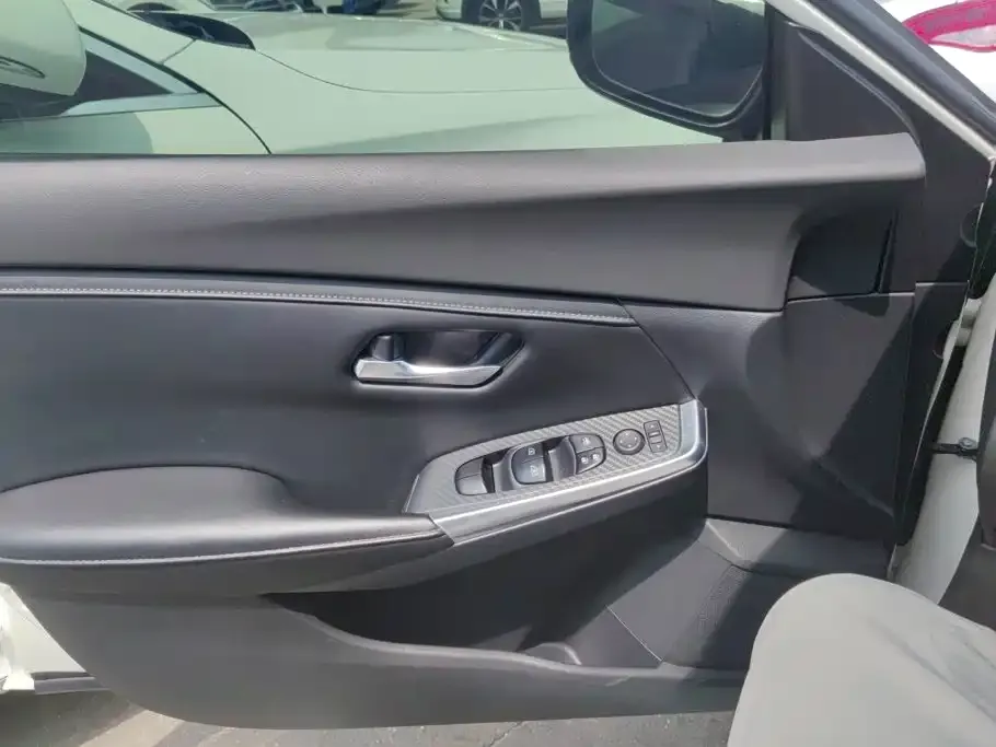 Nissan Sylphy 2022 из CN, фото 3