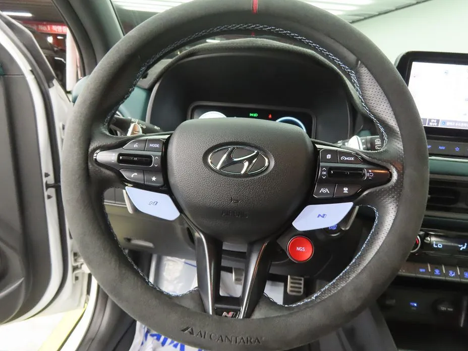 Hyundai Kona — фото 9