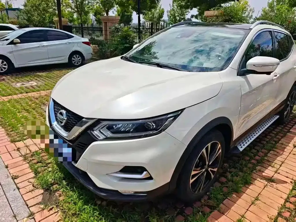 Nissan Qashqai — фото 6
