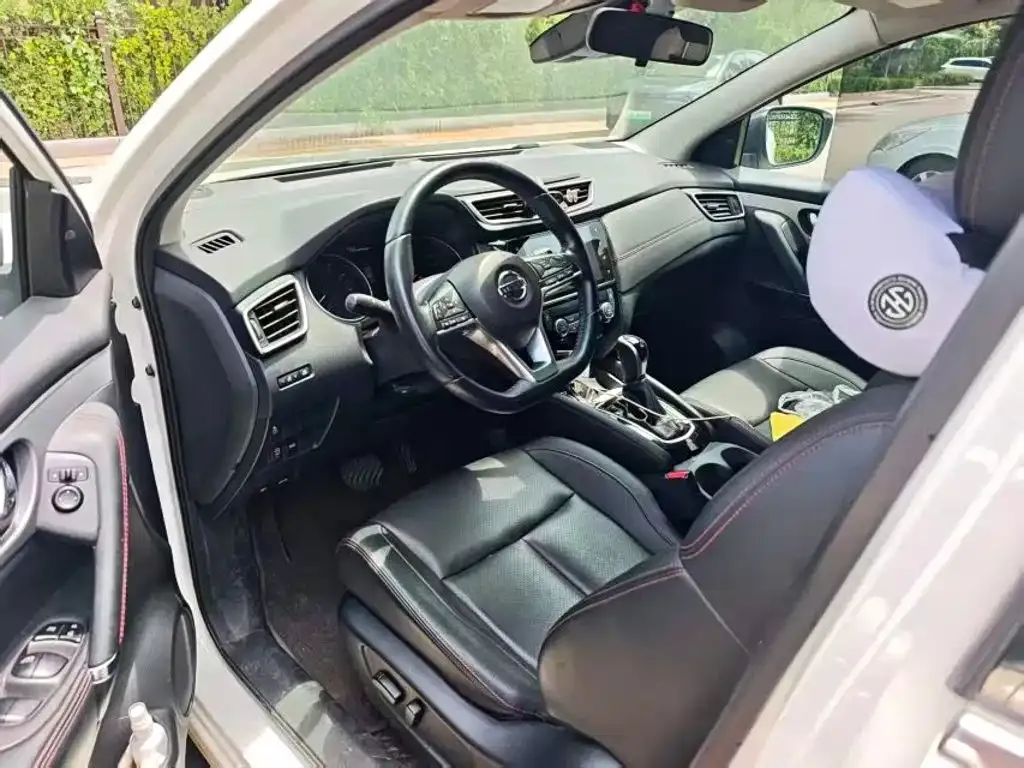 Nissan Qashqai — фото 2