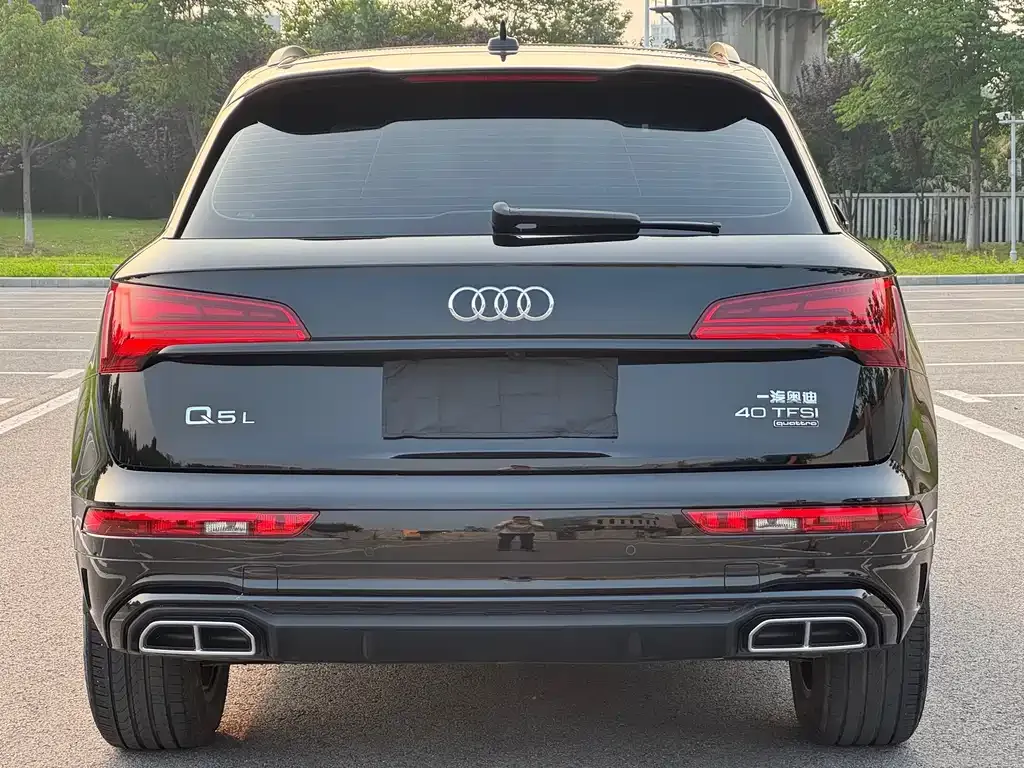 Audi Q5L — фото 4