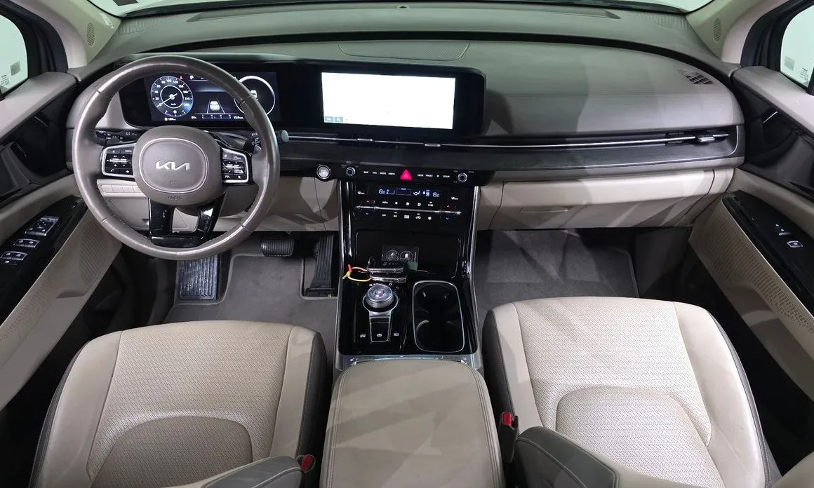 Kia Carnival — фото 9