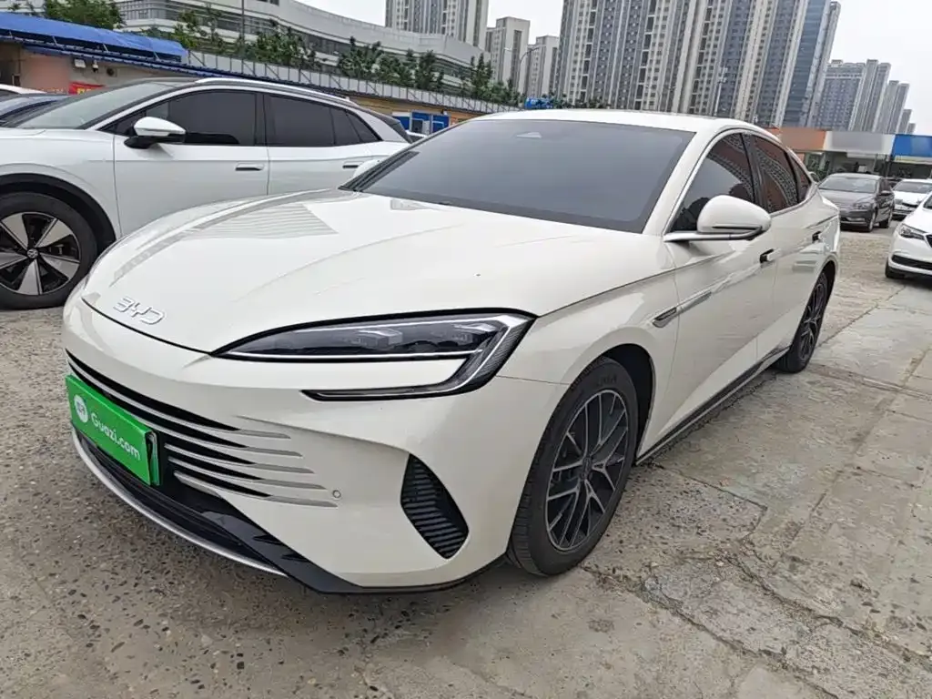 BYD Seal 07 DM-i — фото 8
