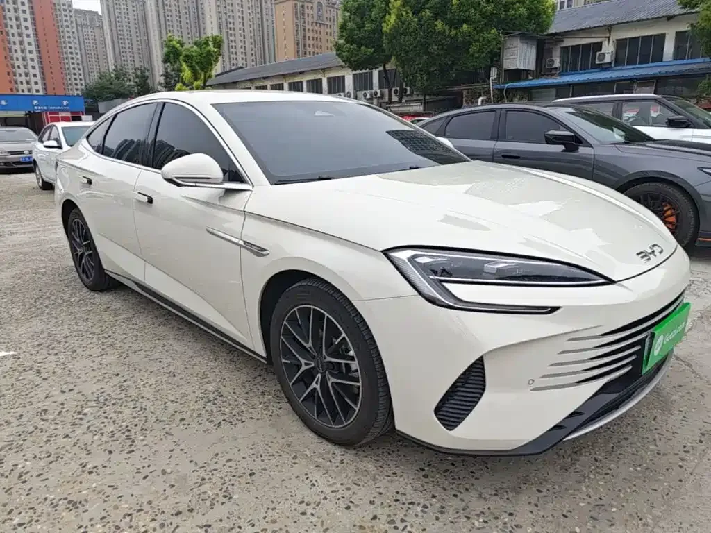 BYD Seal 07 DM-i — фото 6