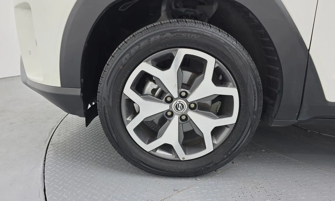 KG Mobility (Ssangyong) Torres 2023 из KR, фото 4
