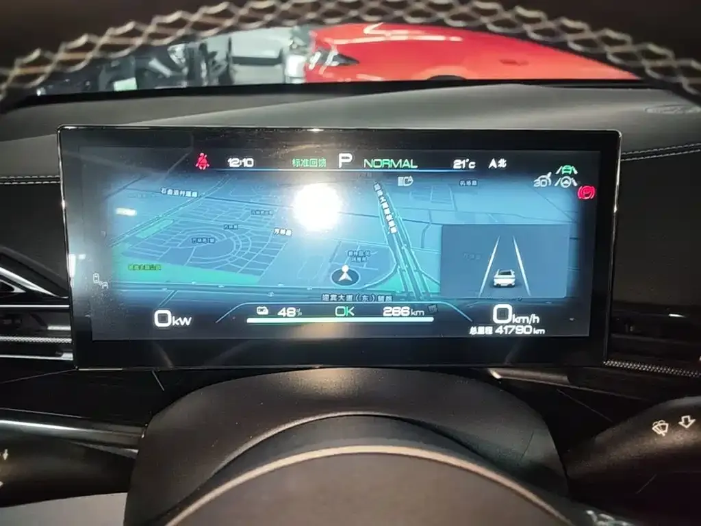 BYD Seal — фото 9