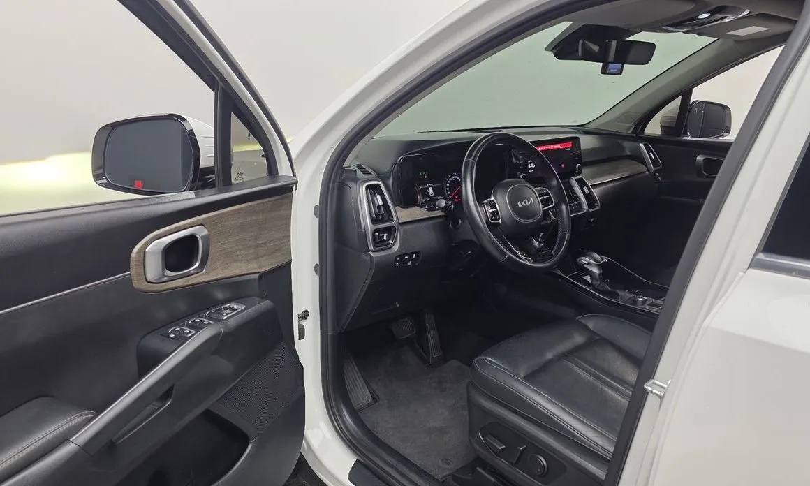 Kia Sorento — фото 10