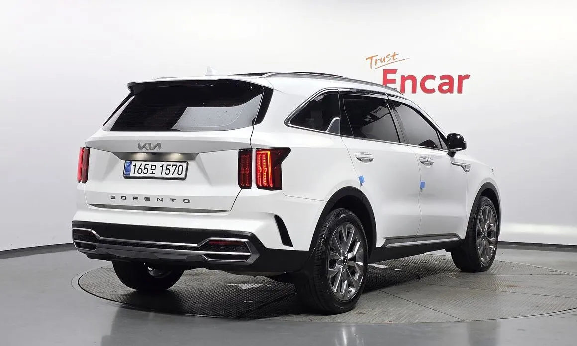 Kia Sorento — фото 3