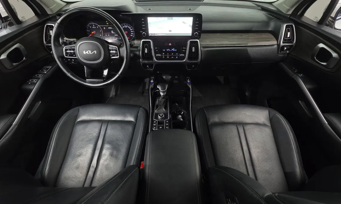 Kia Sorento — фото 7