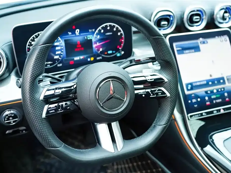 Mercedes-Benz C-Class — фото 10