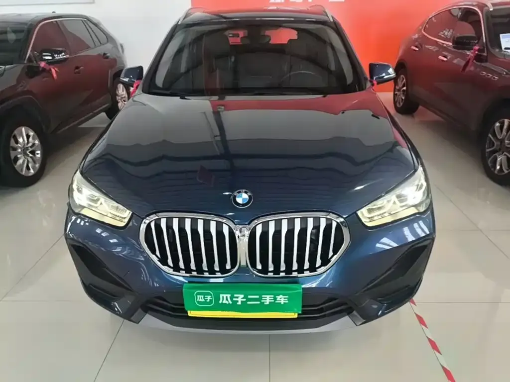 BMW X1 — фото 10