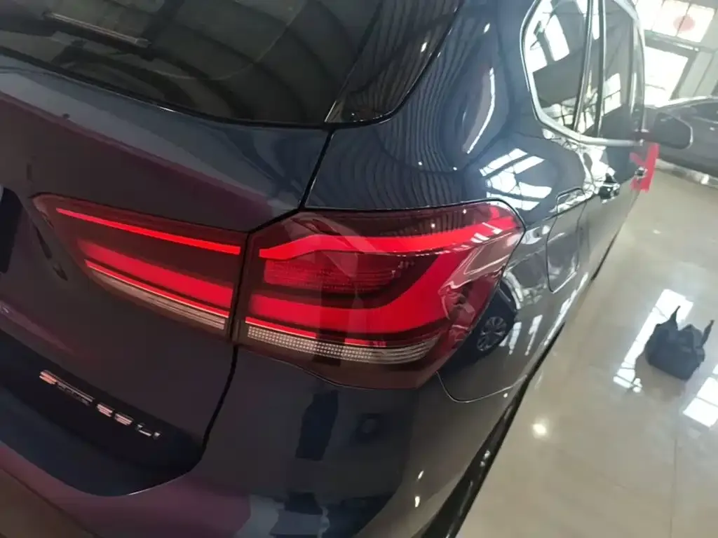 BMW X1 — фото 4