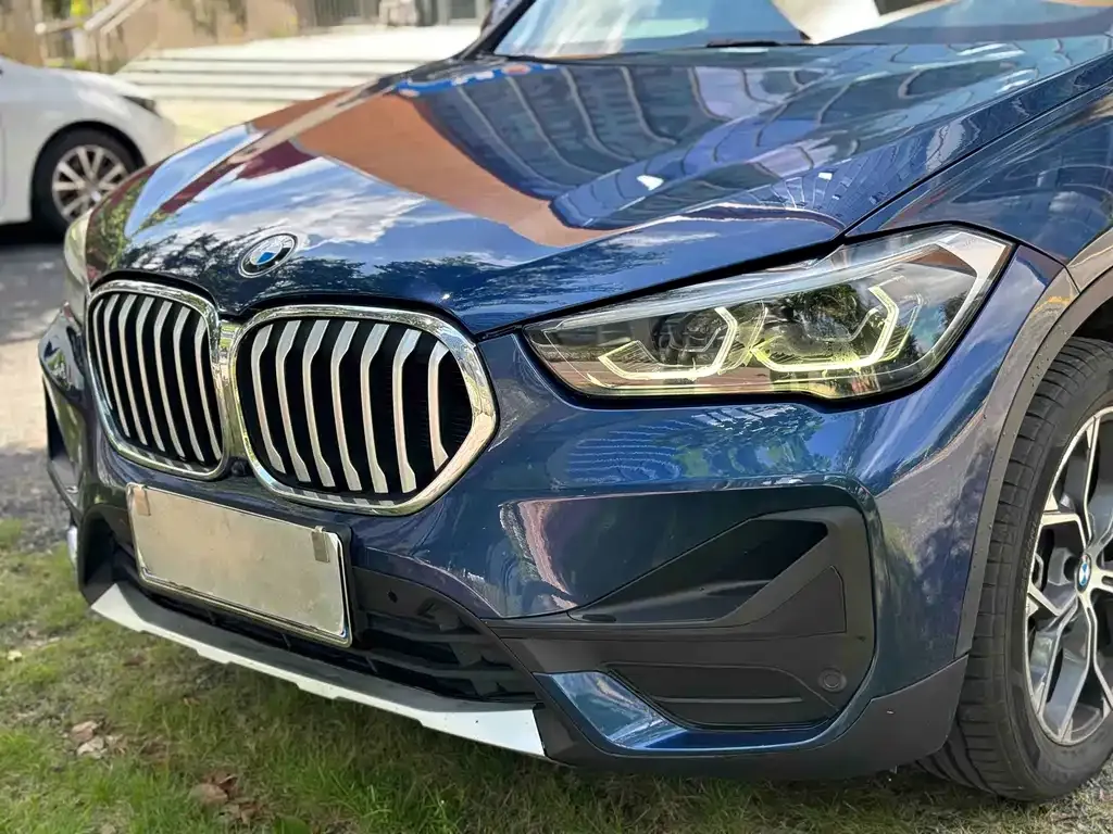BMW X1 — фото 3