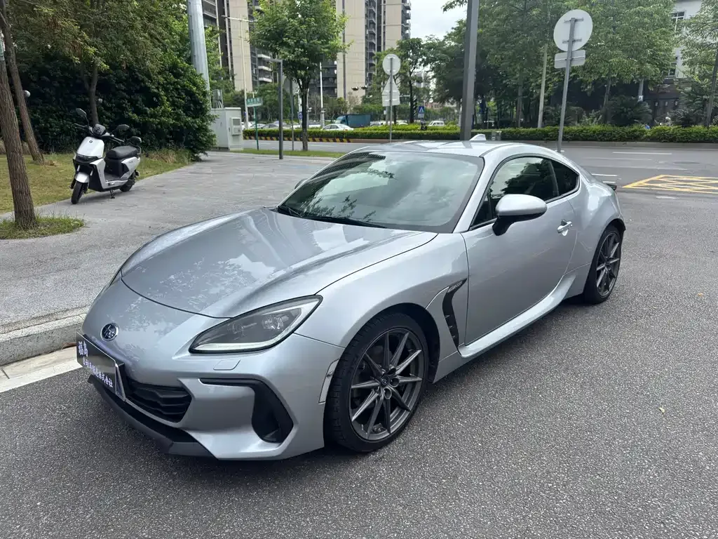 Subaru BRZ — фото 1