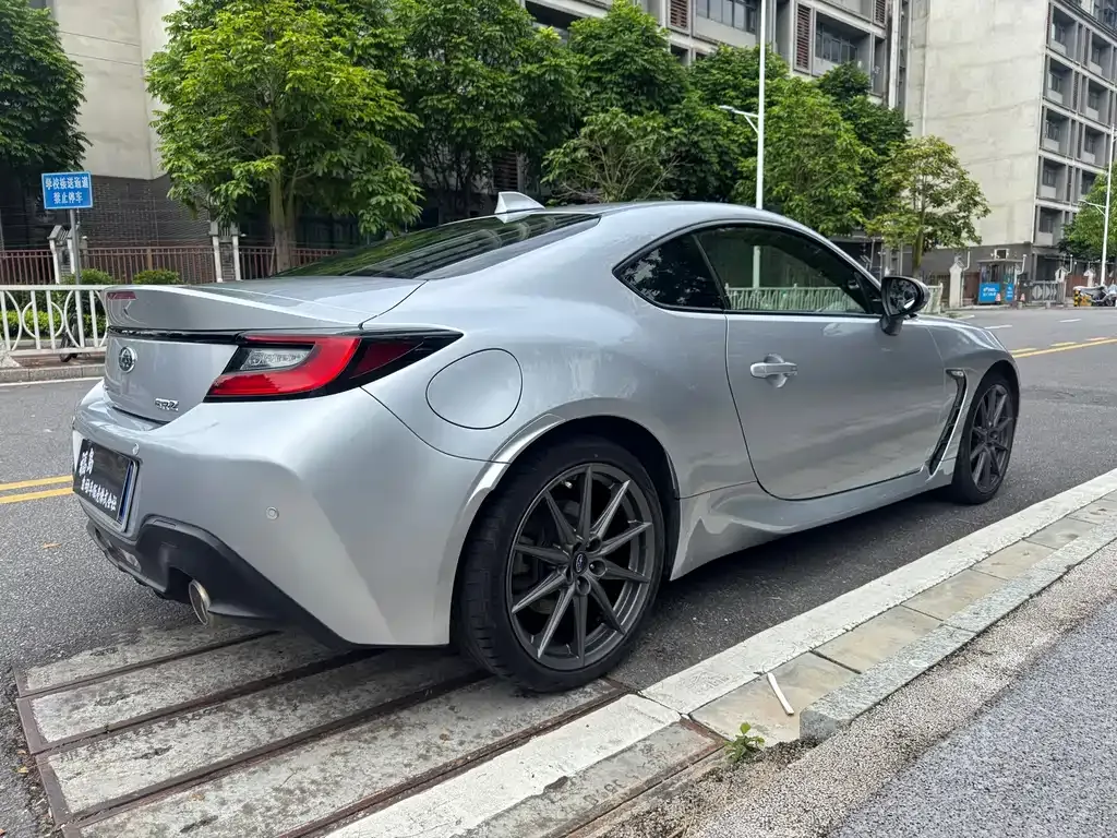 Subaru BRZ — фото 7