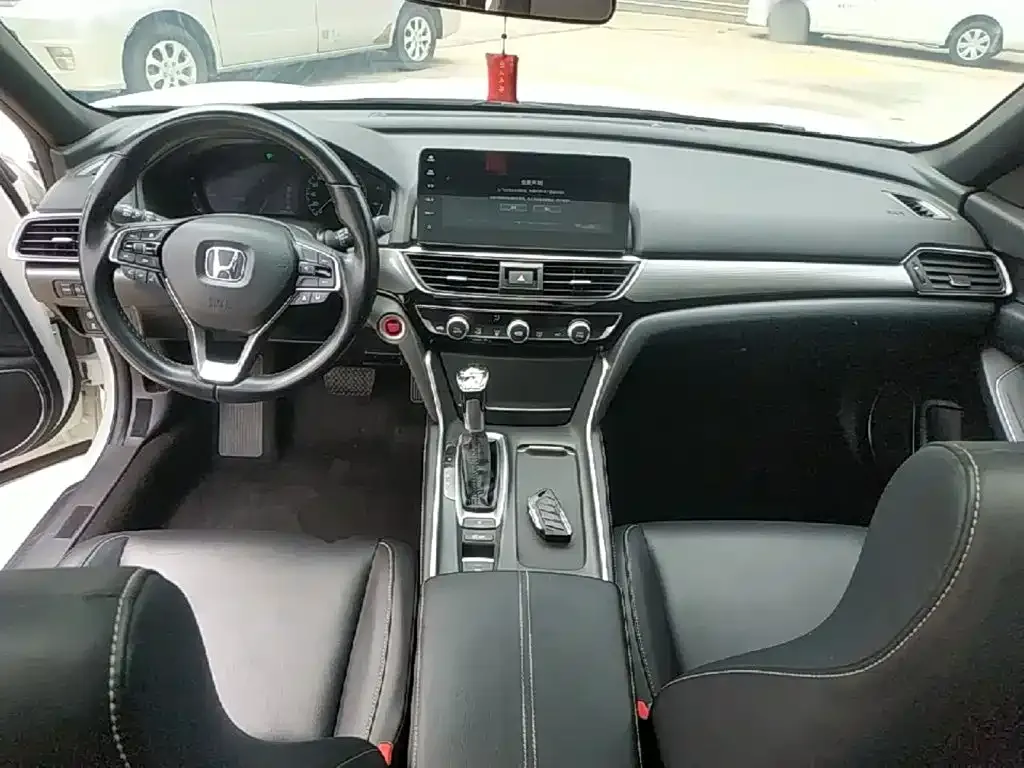 Honda Inspire — фото 6