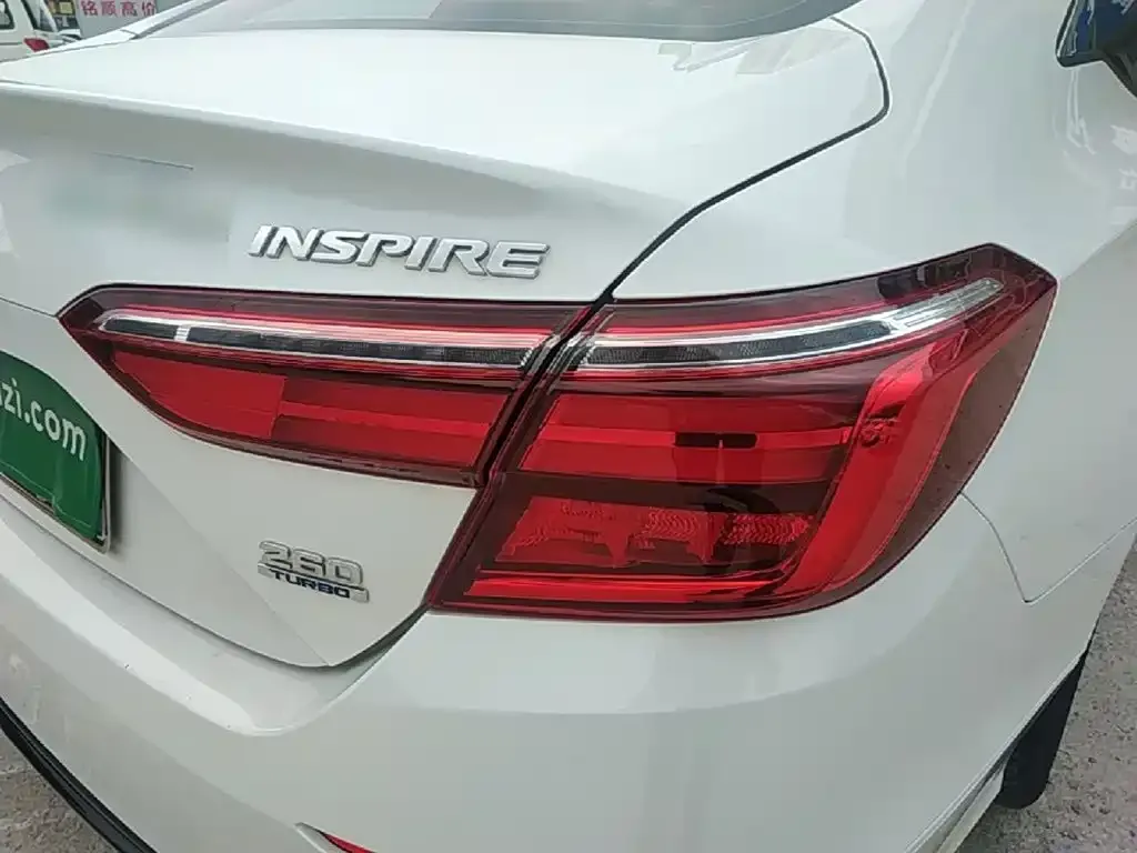 Honda Inspire — фото 2