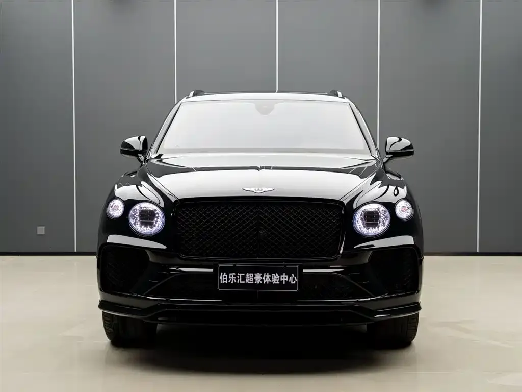 Bentley Bentayga — фото 2