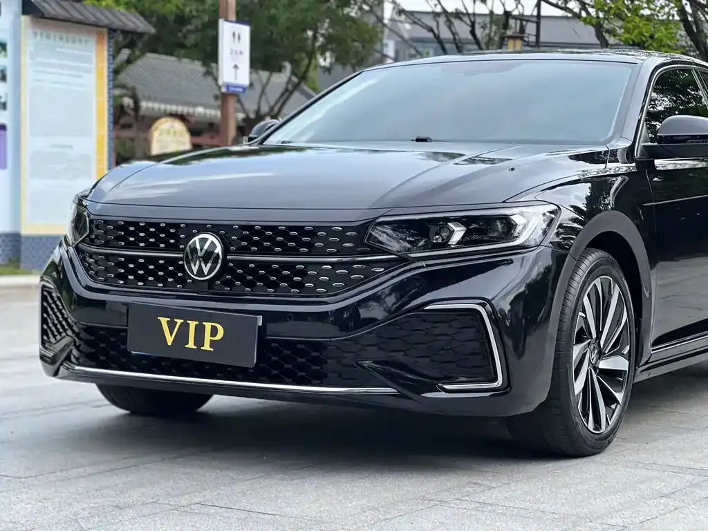 Volkswagen Passat — фото 3
