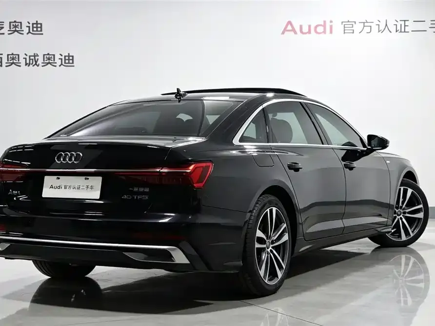 Audi A6L — фото 2