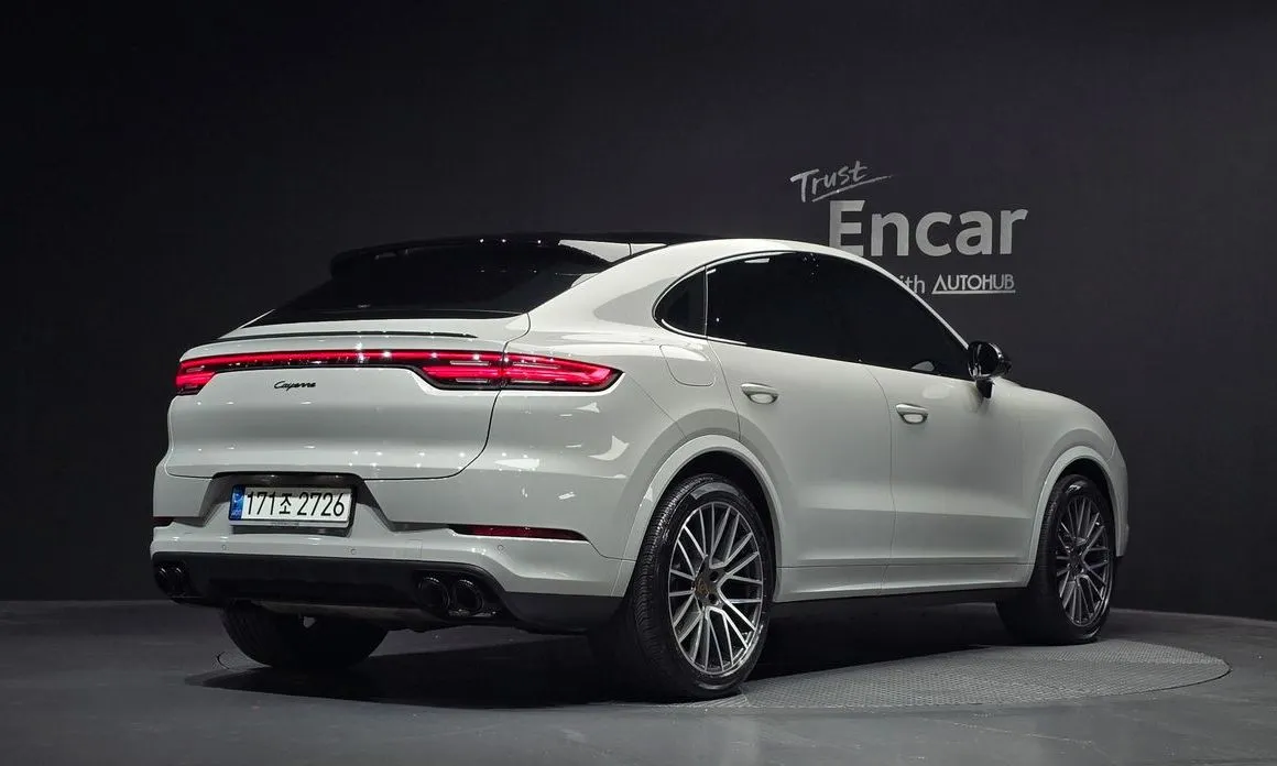 Porsche Cayenne — фото 6