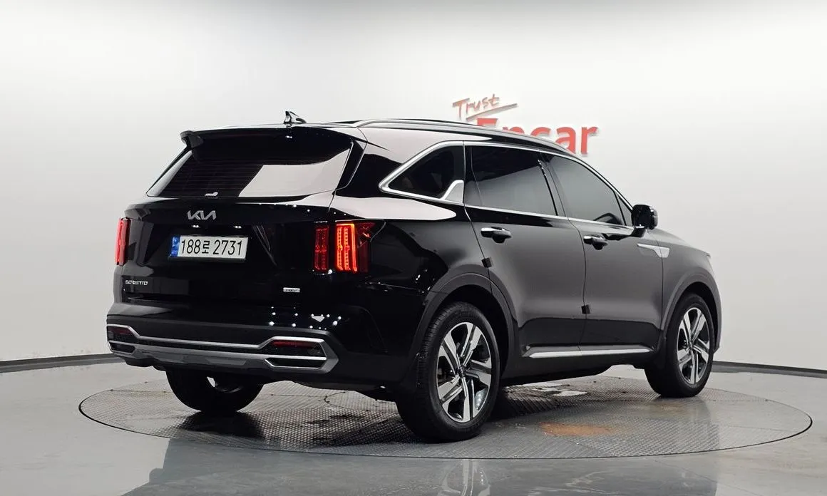 Kia Sorento — фото 6