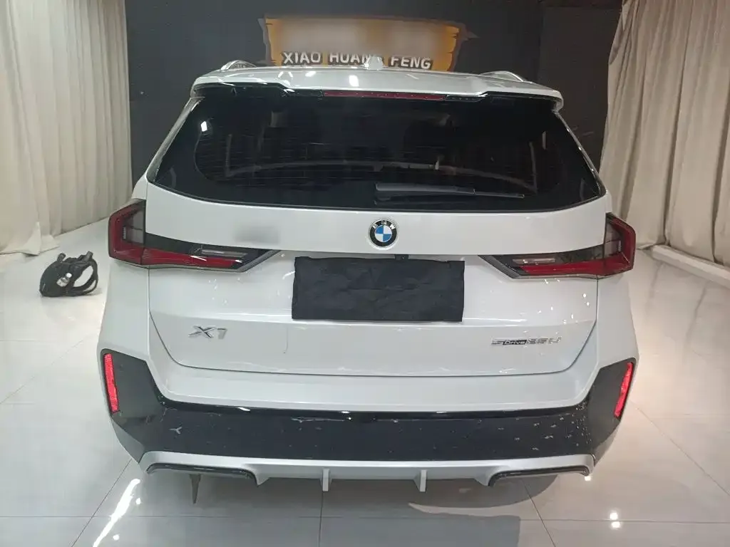 BMW X1 — фото 2