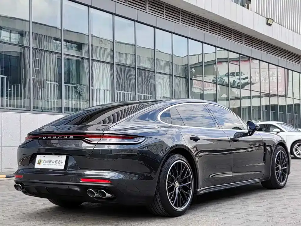 Porsche Panamera — фото 10