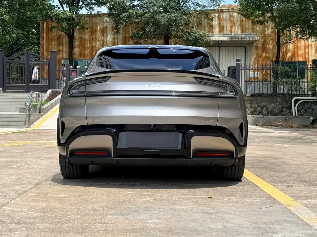 Xiaomi YU7 — фото 9