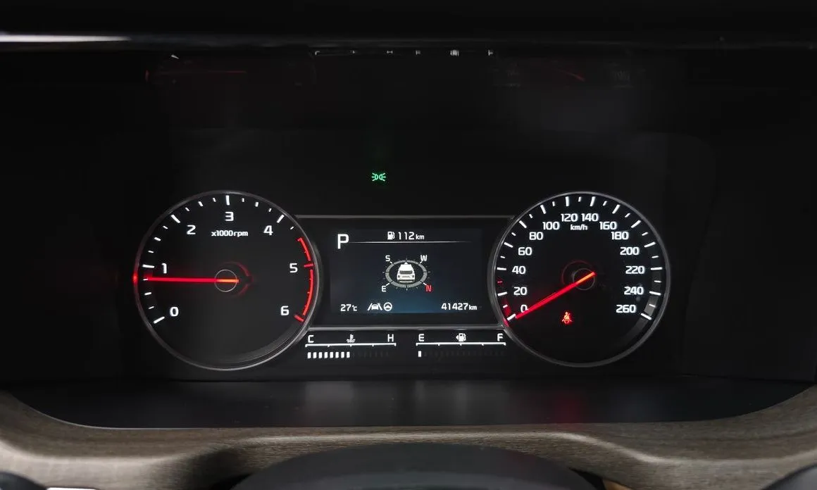 Kia Sorento — фото 6