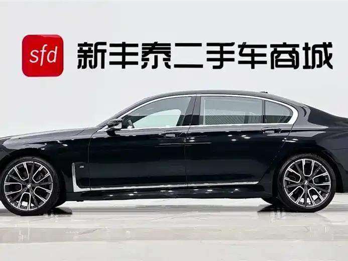 BMW 7 Series — фото 2
