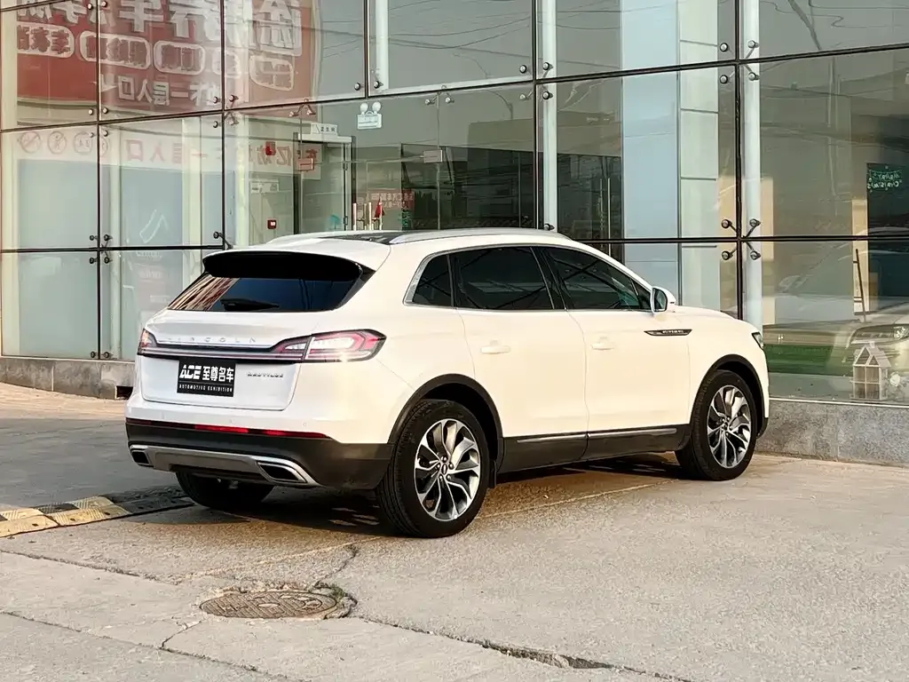 Lincoln Nautilus — фото 4