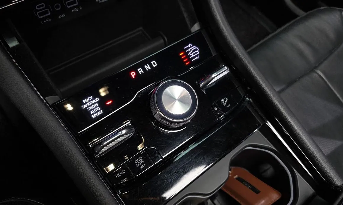 Jeep Cherokee — фото 9
