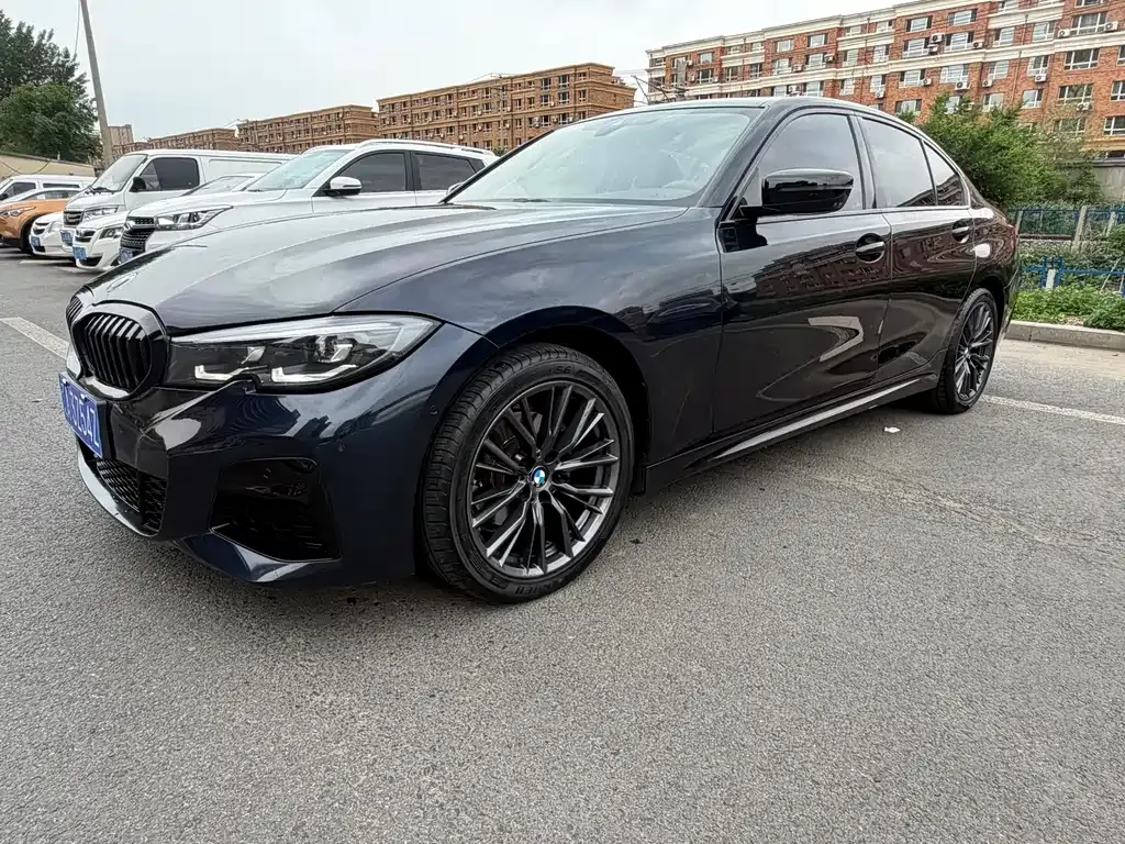 BMW 3 Series — фото 1