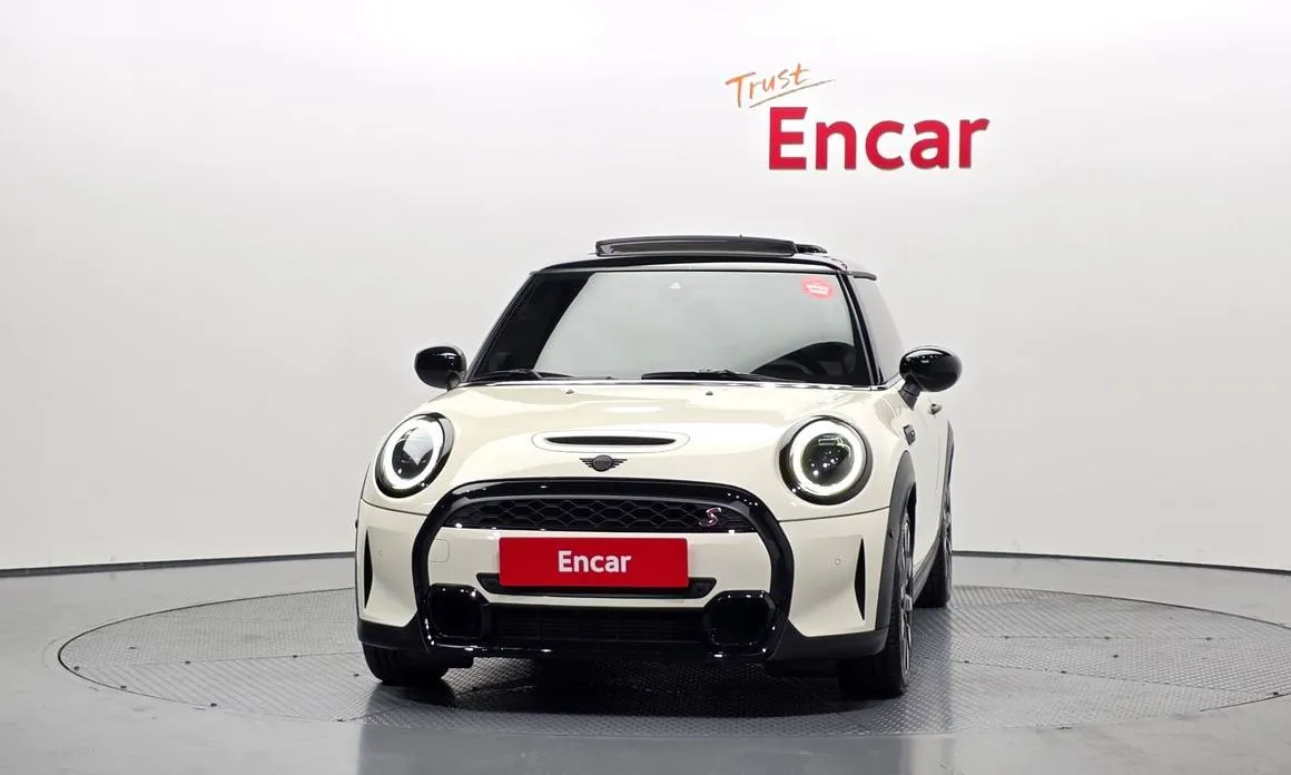 Mini Cooper 2023 из KR, фото 2