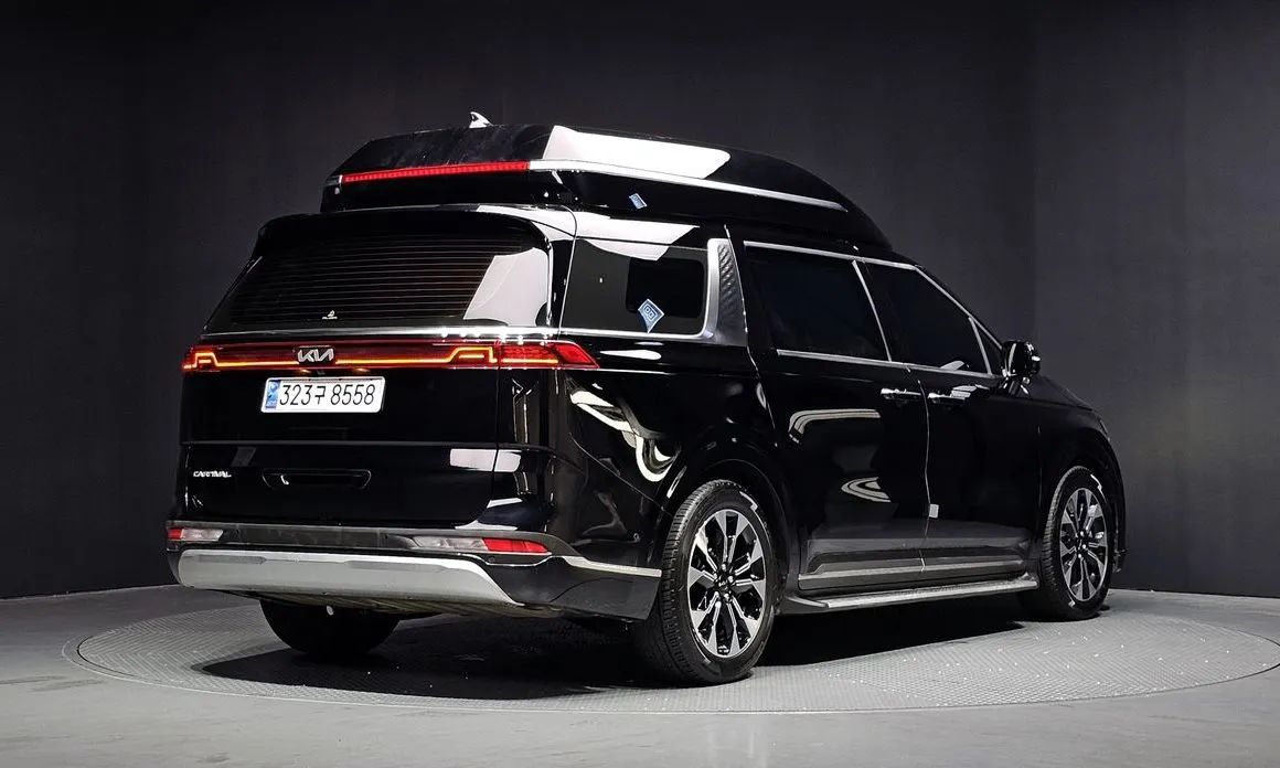 Kia Carnival — фото 6