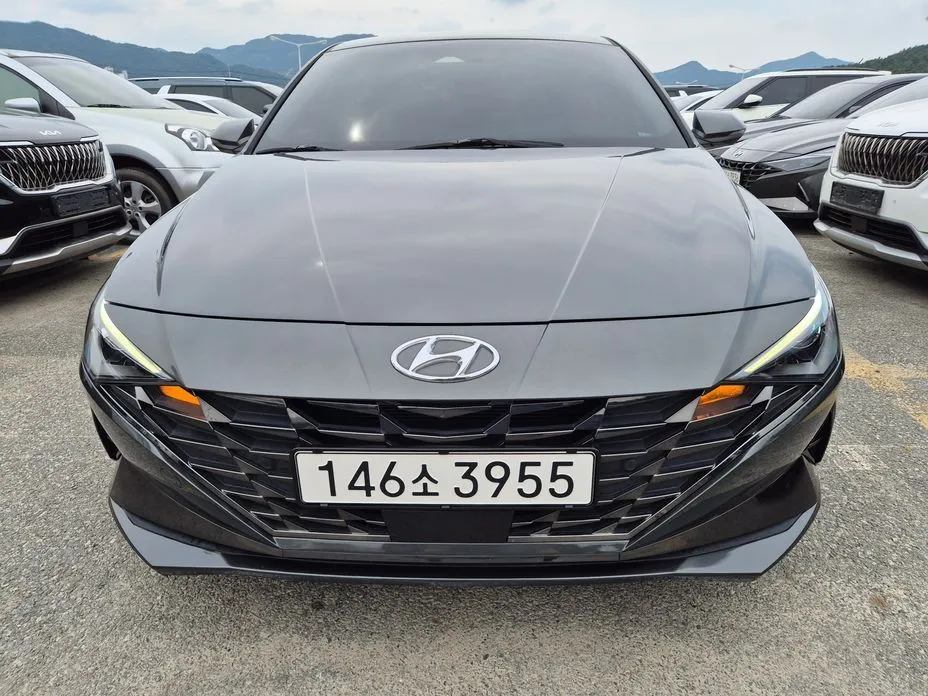 Hyundai AVANTE — фото 1