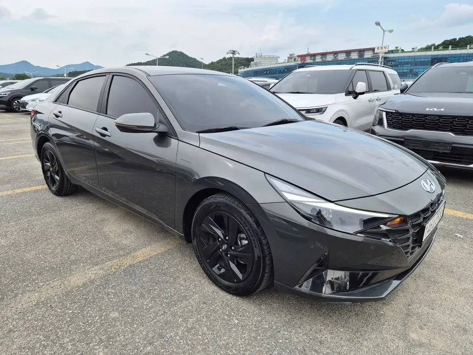 Hyundai AVANTE — фото 3
