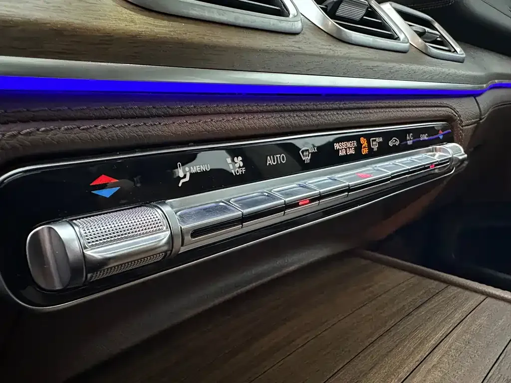 Mercedes-Benz GLS — фото 9
