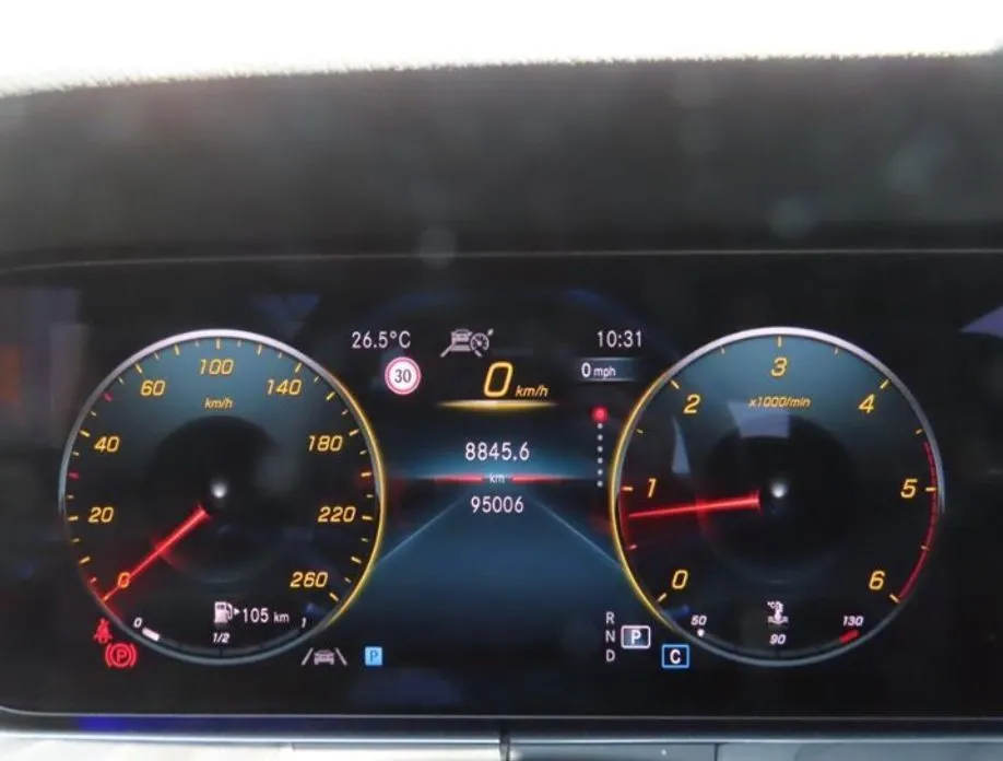 Mercedes-Benz E-Class 2021 из KR, фото 2