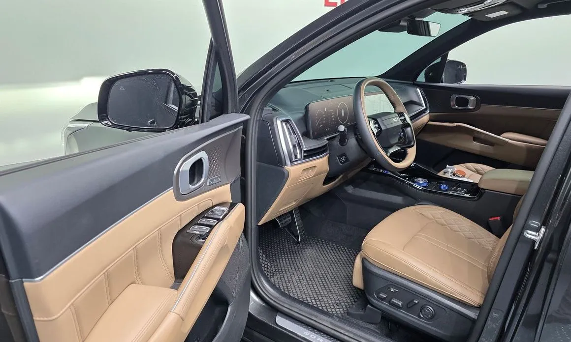 Kia Sorento — фото 7