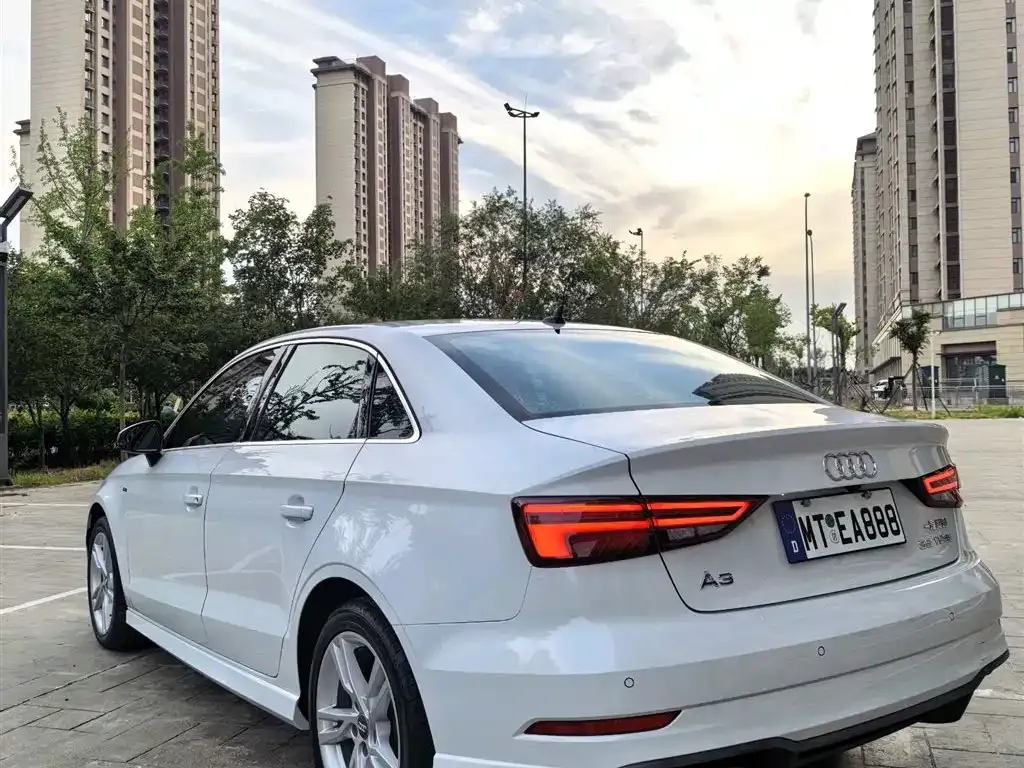 Audi A3 — фото 10
