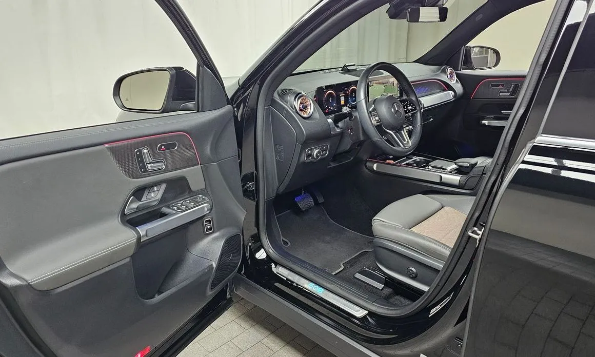 Mercedes-Benz EQB 2023 из KR, фото 3